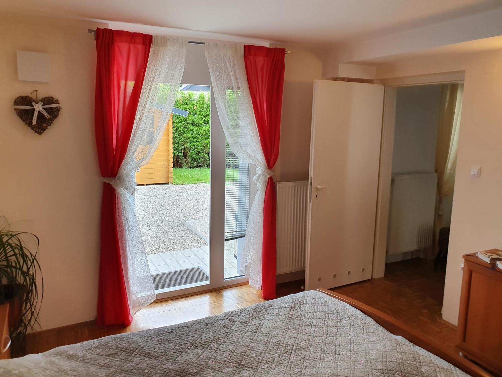Jensen Countryside House Apartment Bled Room photo
